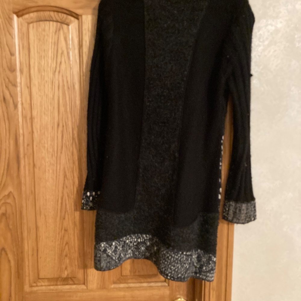 Sweater - Picture 2 of 3